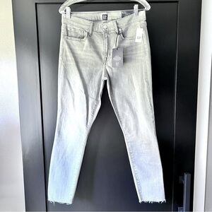 NWT GAP Women’s true skinny ankle jeans size 10/30